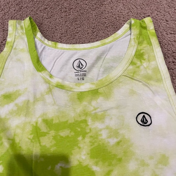 VOLCOM Men's Tie Dye Sleeveless Tank Top - Picture 3 of 8